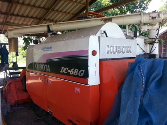 ขายรถเกี่ยวข้าว KUBOTA DC68 สภาพพร้อมใช้งาน ปี53 (จ่าย2งวดได้) ใช้งานน้อย1,012ชม. สภาพพร้อมใช้งาน สนใจโทร 090-8588220คุณนะ ID:narong498 หรือ www.truck.in.th/498
