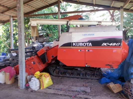 ขายรถเกี่ยวข้าว KUBOTA DC68 สภาพพร้อมใช้งาน ปี53 (จ่าย2งวดได้) ใช้งานน้อย1,012ชม. สภาพพร้อมใช้งาน สนใจโทร 090-8588220คุณนะ ID:narong498 หรือ www.truck.in.th/498