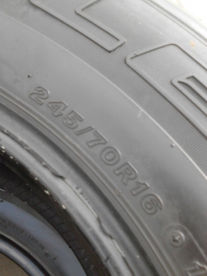 245/70R16 BRIDGESTONE DUELER H/T 689 ชุด 4 เส้น TEL.081-427-3941