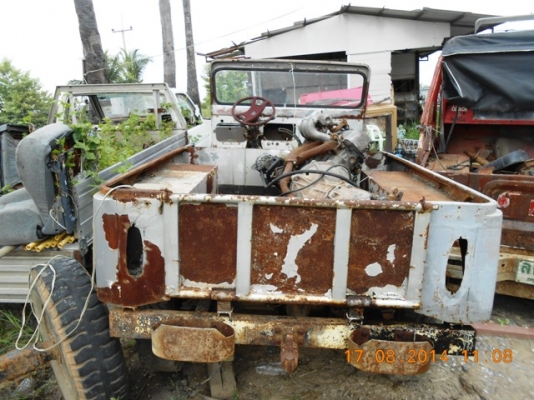 ขายรถจี๊ปหน้ากบ ไม่มีทะเบียน พร้อมเครื่องLD20