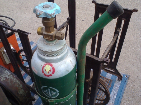 ถังออกซิเจนพร้อมล้อเข็น