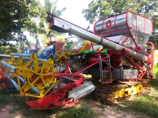 ขายรถเกี่ยวข้าว เกษตรพัฒนา ไอ้หนุ่มไวไฟ ปี50 เครื่อง6HH1 TURBO ตัวเดิน12 ปั้ม22 อุ้ม2.5ตัน สนใจโทร 090-8588220คุณนะ ID:narong498 หรือ www.truck.in.th/498