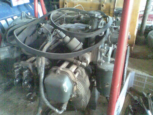 เครื่อง 4สูบนอน ลดกระหน่ำเหลือ 3500 บาท ระบายของในโกดังค่ะ