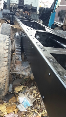 ขาย10ล้อนิสสัน UD 2เพลา ยาว7เมตร CW430 เครื่อง230แรงม้า สภาพดี รถออกห้างแท้