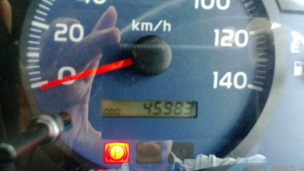 รถฮีโน่ 10 ล้อดั้ม 380 แรงม้า. ปี 53  ( ขายแม่ , ลูก )   สนใจติดต่อ 081 - 6079515