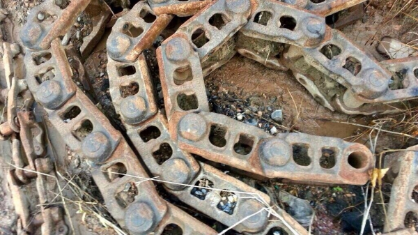 ขายโซ่KOBELCO SK 200 YN 11 สภาพสวย สนใจโทร 081-9701072 ขายโซ่KOBELCO SK 200 YN 11 สภาพสวย สนใจโทร 081-9701072