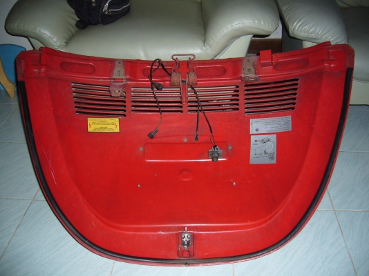 ขายฝาท้ายรถเต่า สวยๆๆๆเดิมๆๆ 2500บ. ขายฝาท้ายรถเต่า สวยๆๆๆเดิมๆๆ 2500บ.