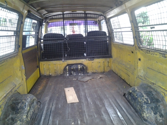 ขายรถตู้ไฮเอท ปี2524 เครื่อง12R เครื่องดีครับยังไม่ติดแก๊ส ทะเบียนไม่ขาดพร้อมใช้งาน มาลองขับได้ครับ ขาย 39500 บาท เท่านั้น ขายรถตู้ไฮเอท ปี2524 เครื่อง12R เครื่องดีครับยังไม่ติดแก๊ส ทะเบียนไม่ขาดพร้อมใช้งาน มาลองขับได้ครับ ขาย 39500 บาท เท่านั้น