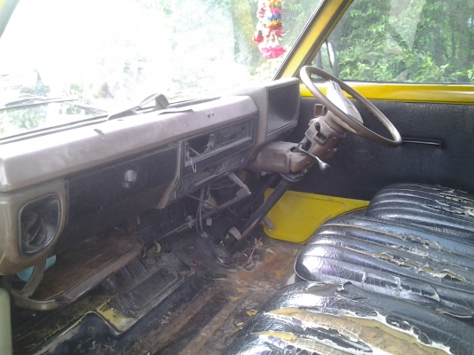 ขายรถตู้ไฮเอท ปี2524 เครื่อง12R เครื่องดีครับยังไม่ติดแก๊ส ทะเบียนไม่ขาดพร้อมใช้งาน มาลองขับได้ครับ ขาย 39500 บาท เท่านั้น ขายรถตู้ไฮเอท ปี2524 เครื่อง12R เครื่องดีครับยังไม่ติดแก๊ส ทะเบียนไม่ขาดพร้อมใช้งาน มาลองขับได้ครับ ขาย 39500 บาท เท่านั้น