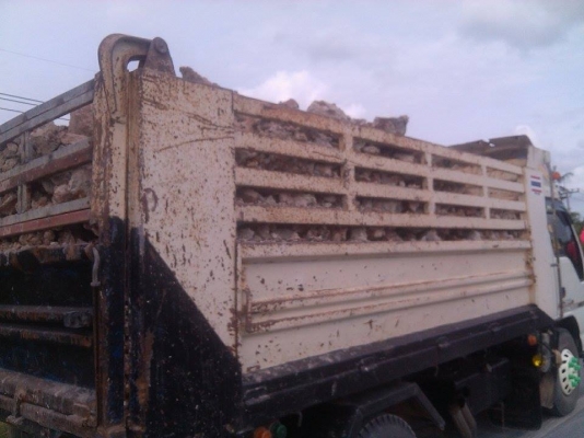 ขายรถบรรทุกหกล้อขนาดกลาง