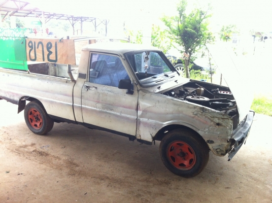 Mazda familia หัวเดี่ยว สภาพใช้งานได้ ราคาถูกมาก ด่วน