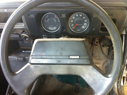 Mazda familia หัวเดี่ยว สภาพใช้งานได้ ราคาถูกมาก ด่วน