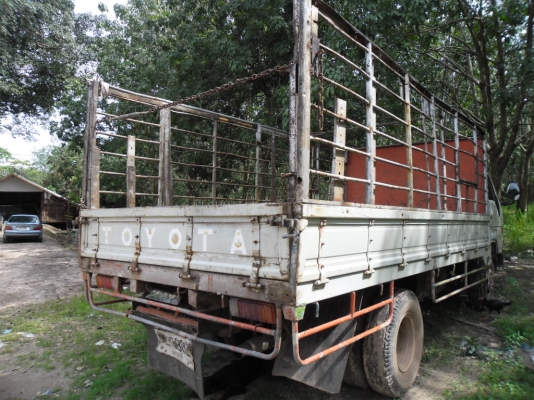 ขายรถบรรทุก TOYOTA BU211 -115 แรง 3 ใบปัด 400 เอกสารพร้อมทะเบียนเต็ม