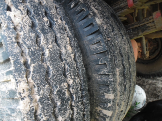 ขายรถบรรทุก TOYOTA BU211 -115 แรง 3 ใบปัด 400 เอกสารพร้อมทะเบียนเต็ม