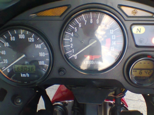 ...ขาย suzuki rf400r ปรับราคาเหลือ 35,000 ด่วนๆ.