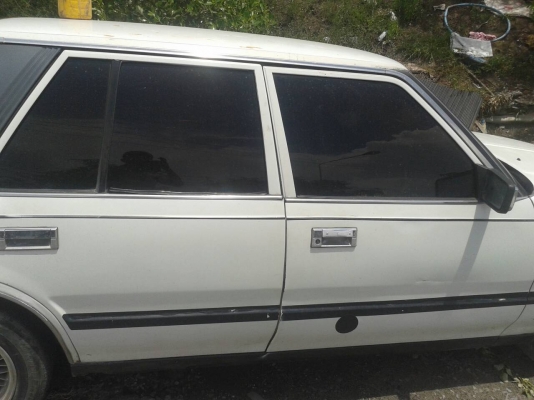 ขายtoyota crown   เครื่องj  สองคัน  80,000