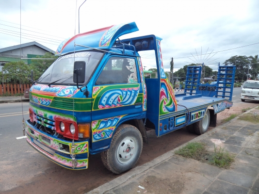 ขาย((350000))รถอีซูซุ6ล้อKSเครื่อง110แรงเป็นเทเลอร์เข็นรถเกียวสภาพสวยพร้อมใช้งานคับ