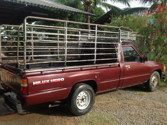 Toyota Hero สวยๆ