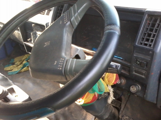 ขาย ISUZU NPR 115  ลดสุดๆๆ เลิกกิจการ