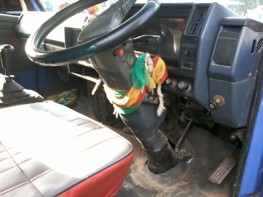 ขาย ISUZU NPR 115  ลดสุดๆๆ เลิกกิจการ