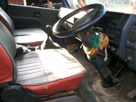 ขาย ISUZU NPR 115  ลดสุดๆๆ เลิกกิจการ