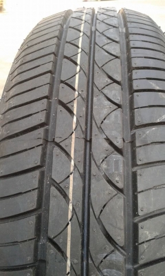 ขายยางถอดป้ายแดง nissan march 14" ถอดศูนย์ maxxis ma-307 ยางผลิตปี 13 สนใจติดต่อเล็กคลองสามครับ 081-3747940 ขายยางถอดป้ายแดง nissan march 14" ถอดศูนย์ maxxis ma-307 ยางผลิตปี 13 สนใจติดต่อเล็กคลองสามครับ 081-3747940