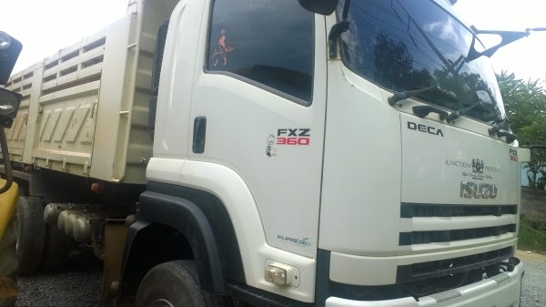 สิบล้อดั้ม360แรงปี*54 ไมล์..130000 กม.รถห้างแท้ๆเดิมๆ สีเดิม เครื่องดีไม่มีแกะ