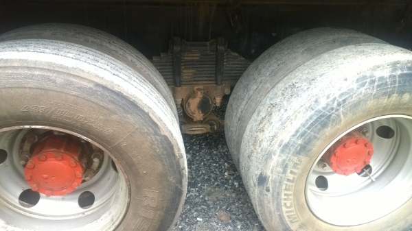 สิบล้อดั้ม360แรงปี*54 ไมล์..130000 กม.รถห้างแท้ๆเดิมๆ สีเดิม เครื่องดีไม่มีแกะ