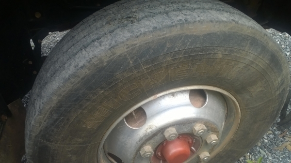 สิบล้อดั้ม360แรงปี*54 ไมล์..130000 กม.รถห้างแท้ๆเดิมๆ สีเดิม เครื่องดีไม่มีแกะ