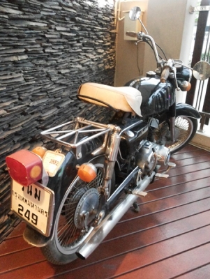 ซูซูกิ คลาสสิคโบราณสวยมาก ซูซูกิ คลาสสิคโบราณสวยมาก