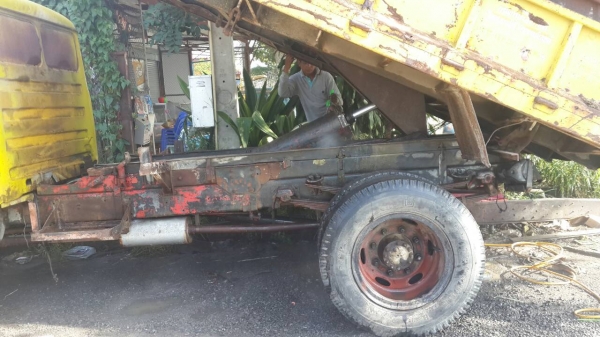 หกล้อดั้มหัวยาว เครื่อง 6BD เฟื่้องท้าย isuzu ใหญ่