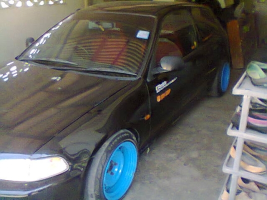 ขายรถ เก๋งฮอนด้า 3ประตู (ซีวิค) ปี93 เครื่องบี15 หัวฉีด ติดแก๊สแล้ว (ยังไม่ลงเล่ม)ขาย100,000บาทดิสก์เบรค4ล้อ