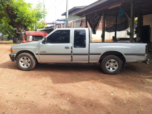 ISUZU 90HP ปี93 ลพบุรี ISUZU 90HP ปี93 ลพบุรี