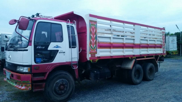 HINO FM1J เครื่อง M10 C 240 แรงม้า HINO FM1J เครื่อง M10 C 240 แรงม้า