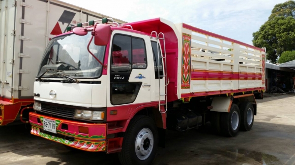 HINO FM1J เครื่อง M10 C 240 แรงม้า HINO FM1J เครื่อง M10 C 240 แรงม้า