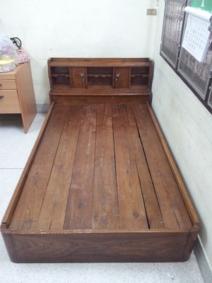 เตียงไม้สักขนาด4ฟุต