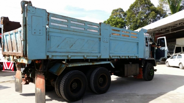 ISUZU ROCKY FXZ 240 แรงม้า กระบะดั๊มพ์ 3 มิตร