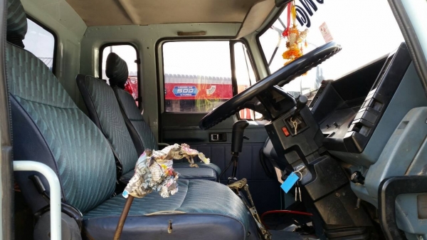 ISUZU ROCKY FXZ 240 แรงม้า กระบะดั๊มพ์ 3 มิตร