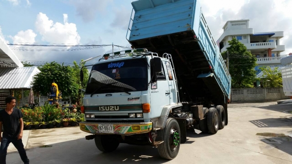 ISUZU ROCKY FXZ 240 แรงม้า กระบะดั๊มพ์ 3 มิตร