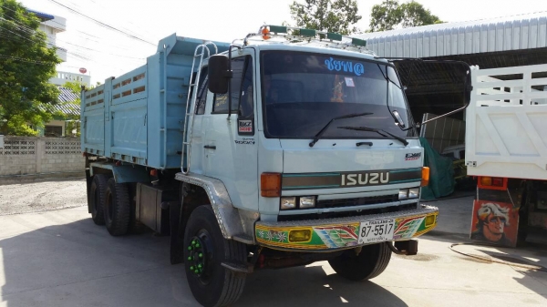 ISUZU ROCKY FXZ 240 แรงม้า กระบะดั๊มพ์ 3 มิตร