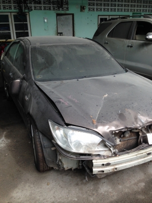 ขายซาก Camry 2.4 ปี04 เครื่องเกียร์สวย ภายในแบ็คไม่ยิง สภาพนี้เติมไม่เยอะ ขับได้เลย ทะเบียนโอนลอยครับผม