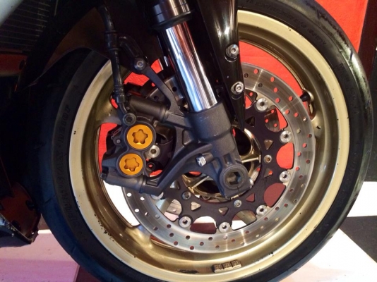 T&amp;T BIKE RAMA2ขายราคาเพียง198000฿ YAMAHA R1 ปี04 อินวอย สพม.ครบ รถสวยคับ วิ่งมา30000โล 0ตรง พร้อมท่อสูตร
