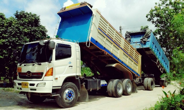 ขายรถสิบล้อ HINO MEGA 260 แรงม้า 2 เพลา กระบะเหล็กดั๊ม ลูกพ่วง