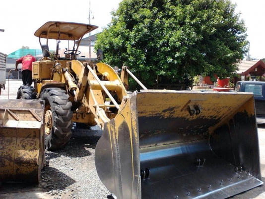 ขายรถตักCAT920 ต่อแขนแล้ว สภาพสวยพร้อมใช้ ราคาต่อรองได้ ที่คุูณอ๊อฟ พิจิตร 086-737-9991