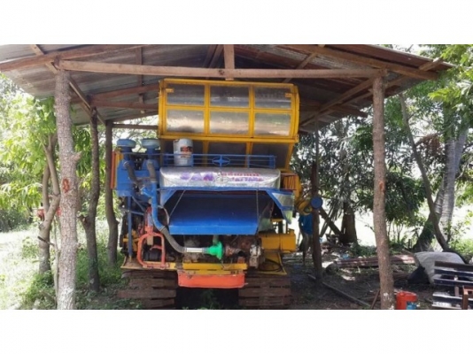 ขายรถเกี่ยวข้าว ศักดิ์พัฒนา อุ้ม2.5ตัน เครื่อง6HE 195 TURBO สภาพพร้อมใช้งาน สนใจโทร 090-8588220คุณนะ ID:narong498 หรือ www.truck.in.th/498