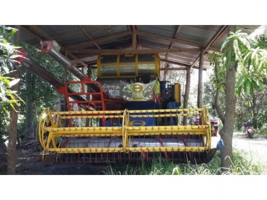 ขายรถเกี่ยวข้าว ศักดิ์พัฒนา อุ้ม2.5ตัน เครื่อง6HE 195 TURBO สภาพพร้อมใช้งาน สนใจโทร 090-8588220คุณนะ ID:narong498 หรือ www.truck.in.th/498