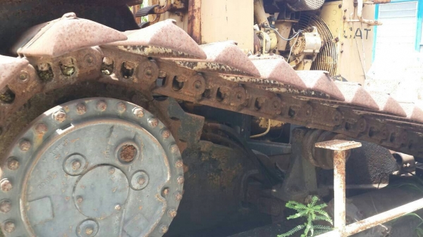 ขายแทรกเตอร์ D4Hซีรี่2 เก่าเก็บ สาพพร้อมใช้  ราคาต่อรองได้ ติดต่อได้ที่คุณ อ๊อฟ พิจิตร 086-737-9991