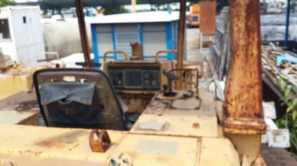 ขายแทรกเตอร์ D4Hซีรี่2 เก่าเก็บ สาพพร้อมใช้  ราคาต่อรองได้ ติดต่อได้ที่คุณ อ๊อฟ พิจิตร 086-737-9991