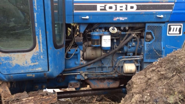 ขายด่วนรถไถฟอร์ด