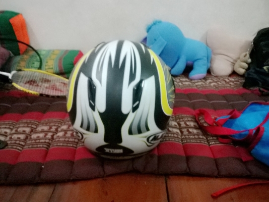 ขายหมวก HJC Size M ครับใหม่อย่างงามใส่แล้วเท่ครับ ขายหมวก HJC Size M ครับใหม่อย่างงามใส่แล้วเท่ครับ